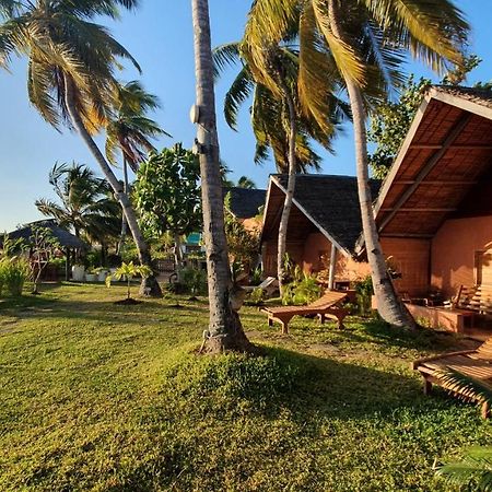 Le Transat Bed & Breakfast Ambatoloaka  Bagian luar foto