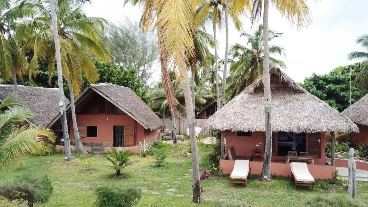 Le Transat Bed & Breakfast Ambatoloaka  Bagian luar foto