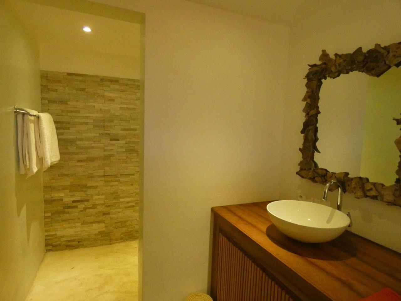 Le Transat Bed & Breakfast Ambatoloaka  Bagian luar foto