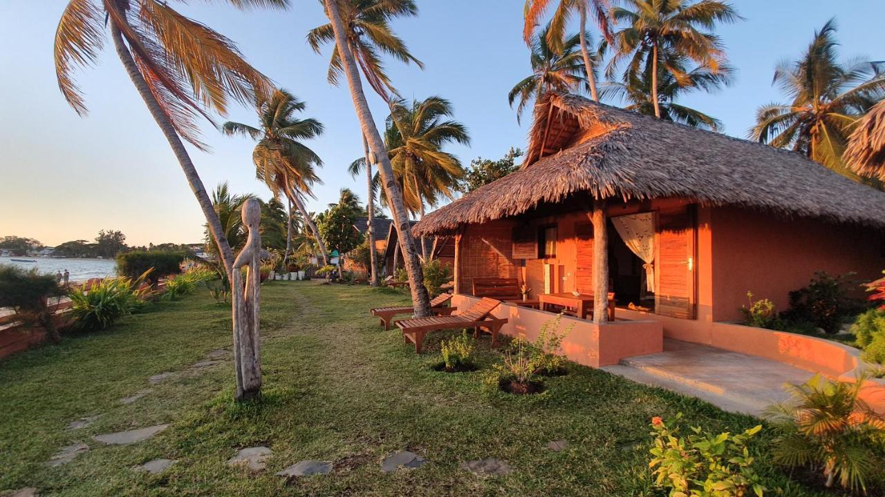 Le Transat Bed & Breakfast Ambatoloaka  Bagian luar foto