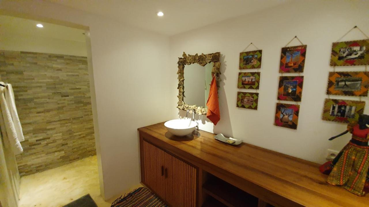 Le Transat Bed & Breakfast Ambatoloaka  Bagian luar foto