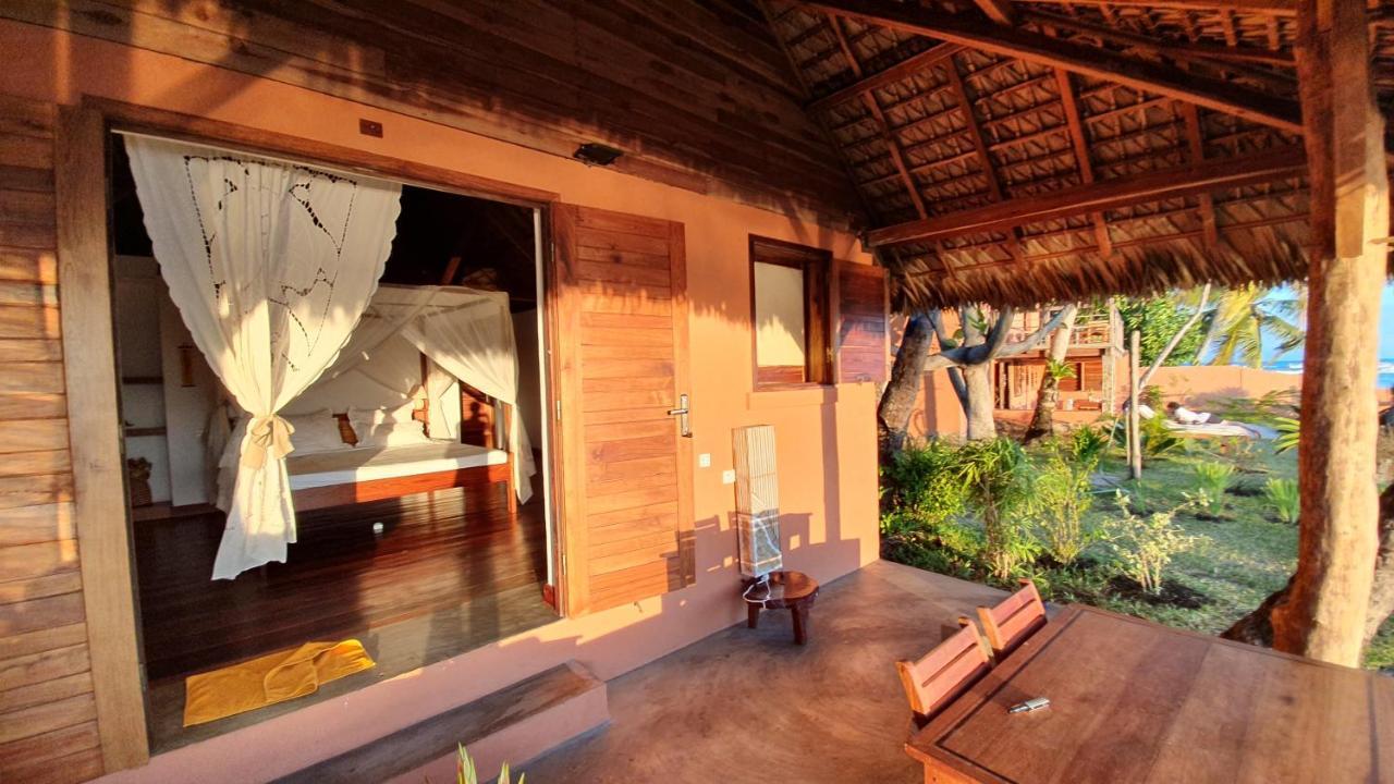 Le Transat Bed & Breakfast Ambatoloaka  Bagian luar foto